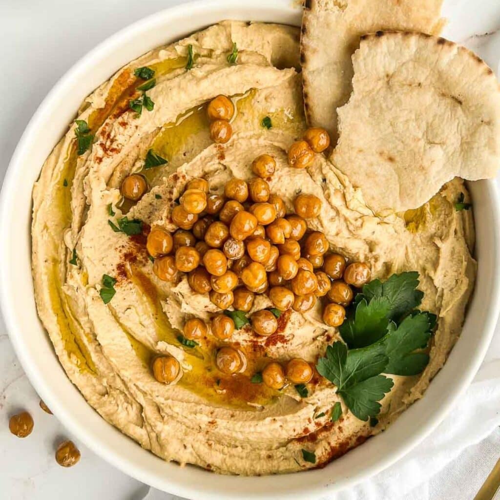 Creamy Hummus without Garlic (Low FODMAP) Easy Chickpeasy
